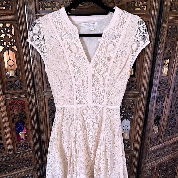 LC Lauren Conrad | Dresses | Lauren Conrad White Lace Sleeveless V Neck Mini Dress Size | Poshmark LC Lauren Conrad | Dresses | Lauren Conrad White Lace Sleeveless V Neck Mini Dress Size | Poshmark